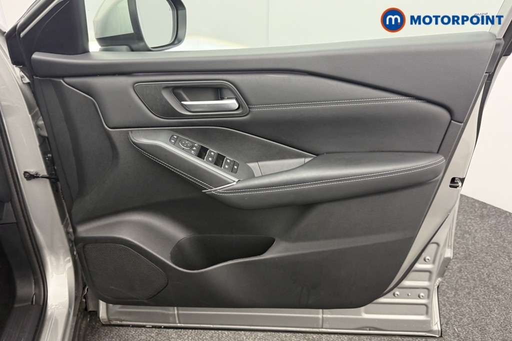 Used Nissan Qashqai for sale - 76554599: Photo 25