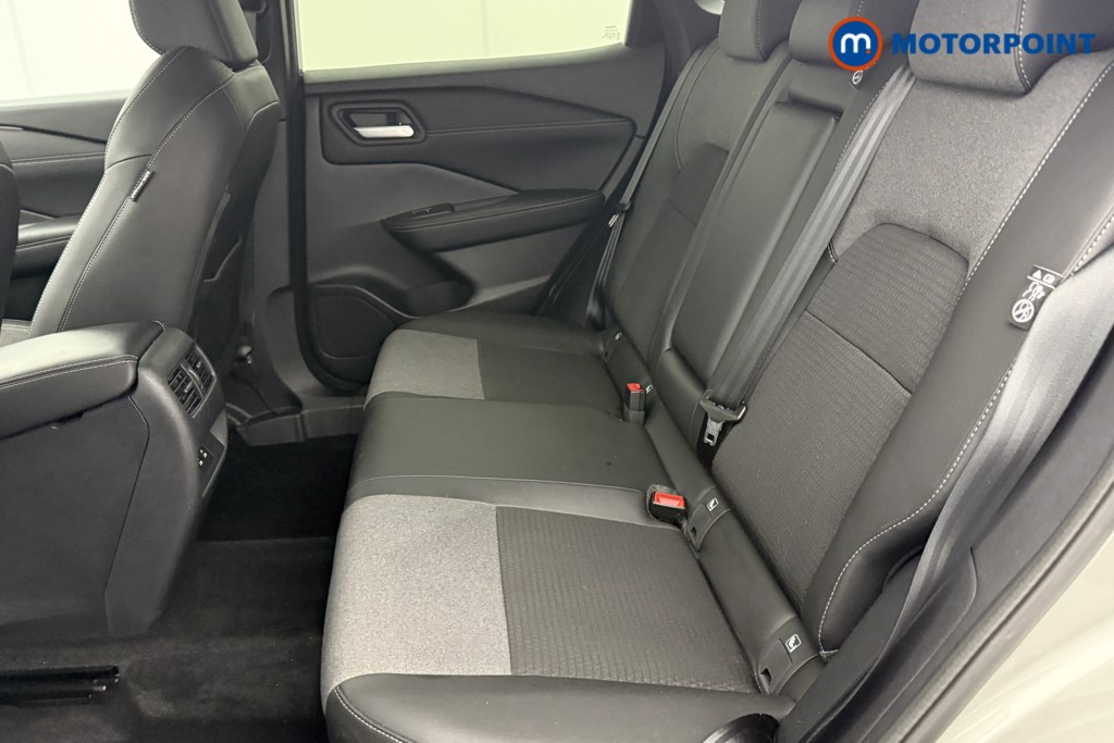 Used Nissan Qashqai for sale - 76554599: Photo 32