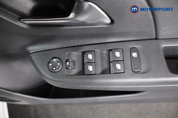 Used Vauxhall Corsa 2023 for sale - 76080061: Photo 22