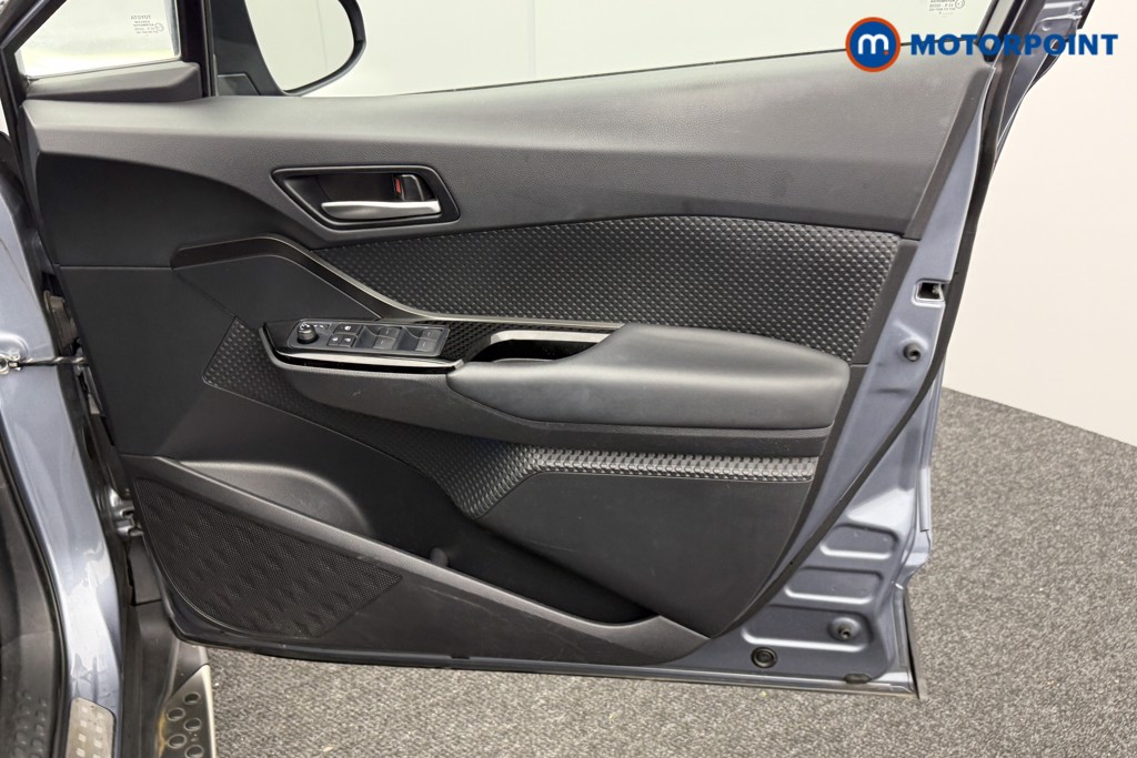 Used Toyota C-HR 2022 for sale - 77012058: Photo 25