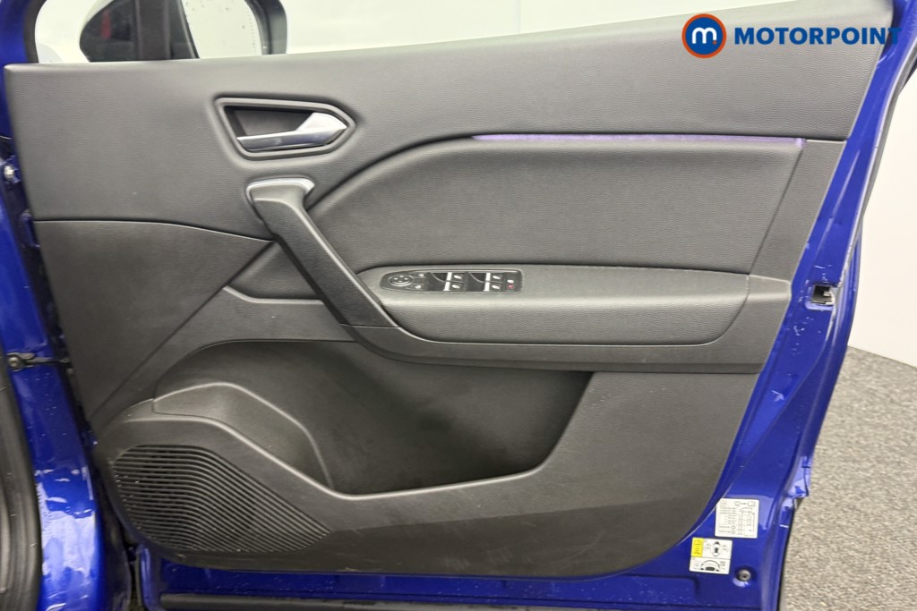 Used Renault Captur for sale - 77221295: Photo 24