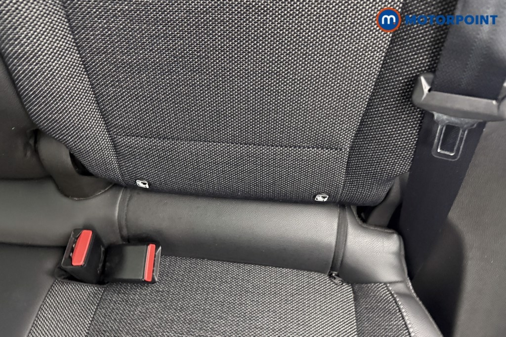 Used Renault Captur for sale - 77221295: Photo 32