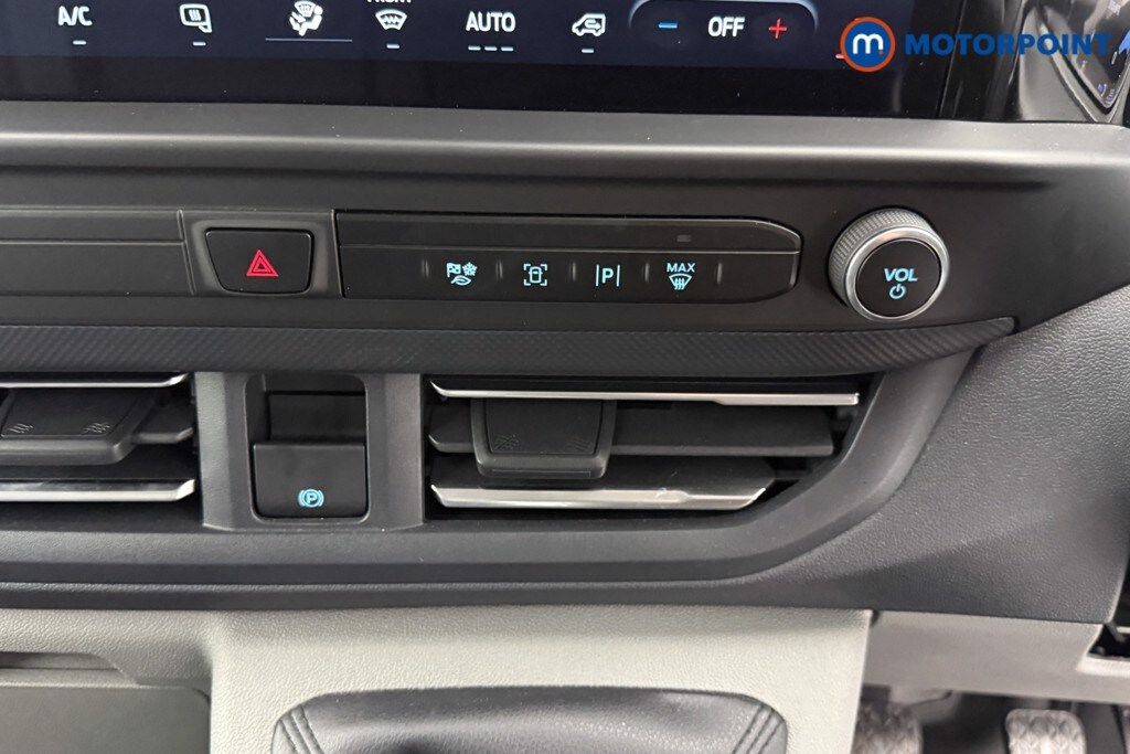 Used Ford Transit Custom 2025 for sale - 76206366: Photo 16