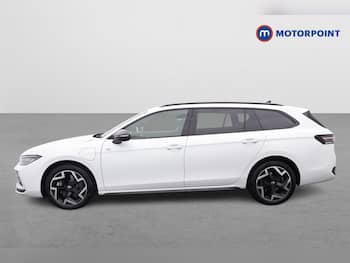 Used Volkswagen Passat 2025 for sale - 79760283: Photo