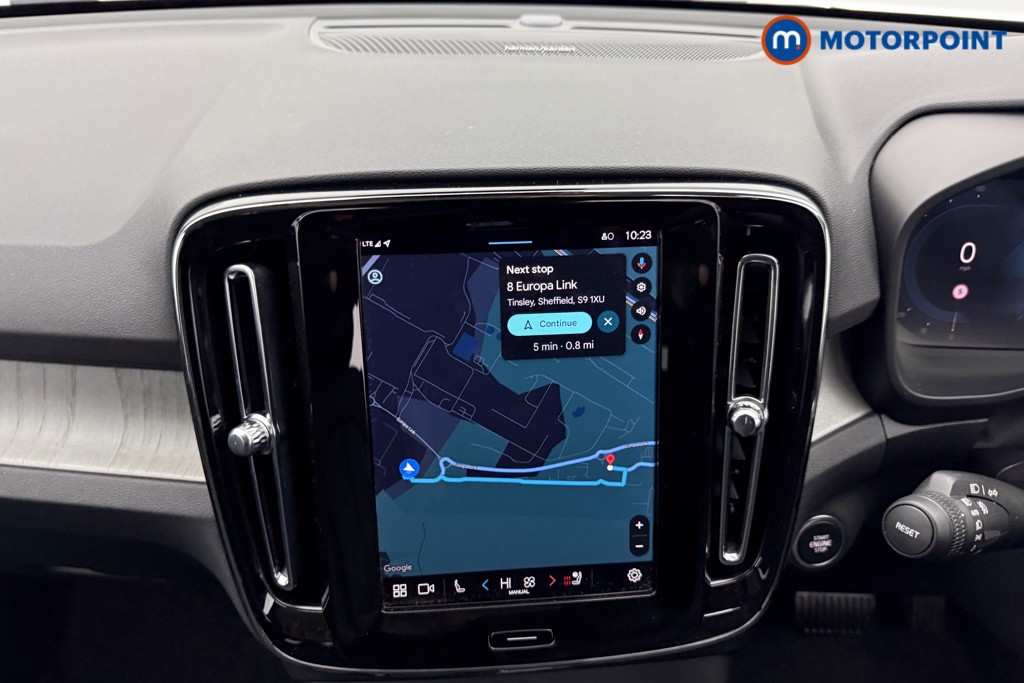 Used Volvo XC40 2025 for sale - 76735955: Photo 10