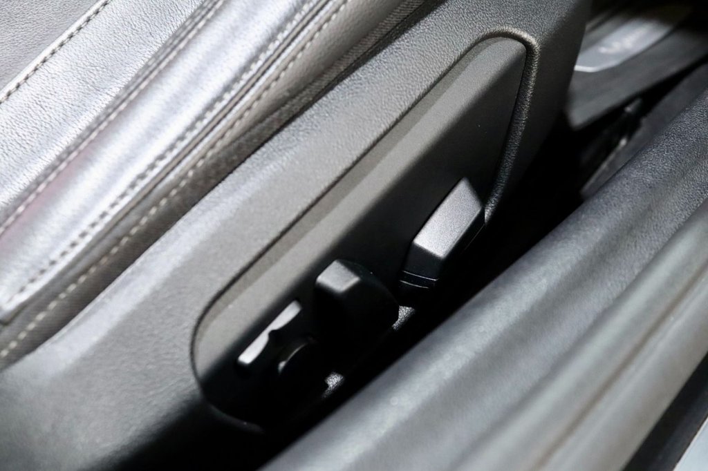 Used BMW Z4 2020 for sale - 77669000: Photo 33