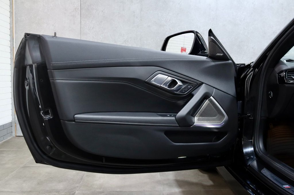 Used BMW Z4 2020 for sale - 77669000: Photo 47