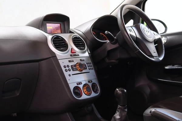 Used Vauxhall Corsa 2012 for sale - 76297061: Photo 20