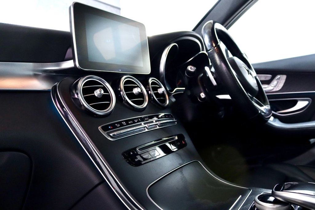 Used Mercedes-Benz GLC 2017 for sale - 76356689: Photo 19