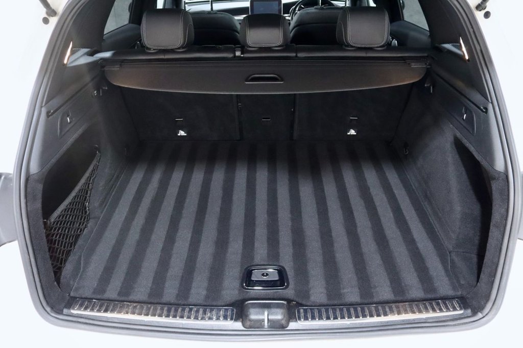 Used Mercedes-Benz GLC 2017 for sale - 76356689: Photo 43