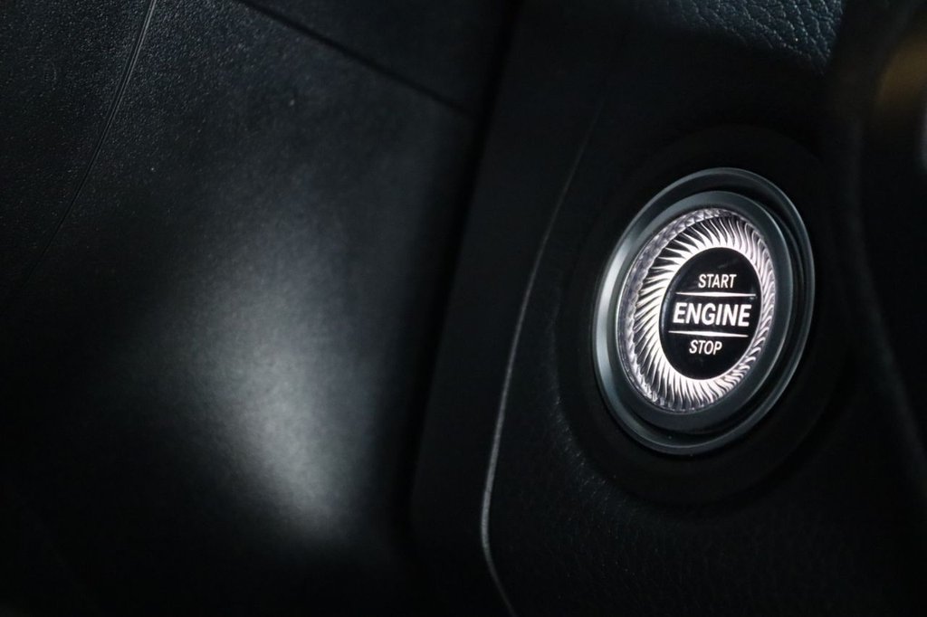 Used Mercedes-Benz C-Class 2019 for sale - 76019317: Photo 26