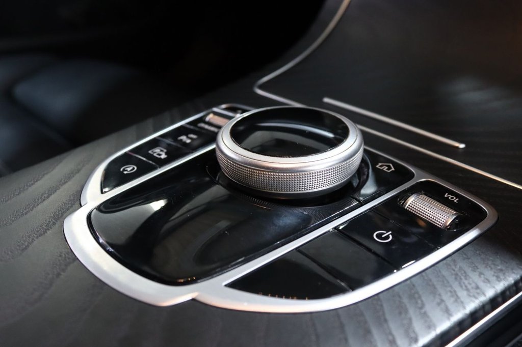 Used Mercedes-Benz C-Class 2019 for sale - 76019317: Photo 32