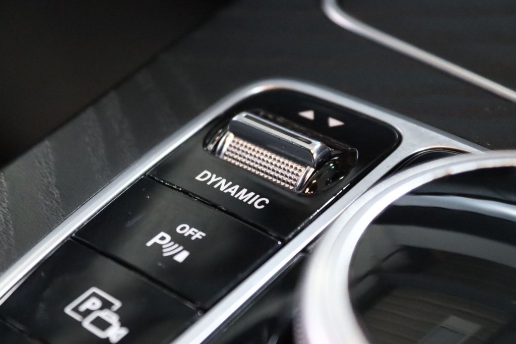 Used Mercedes-Benz C-Class 2019 for sale - 76019317: Photo 35