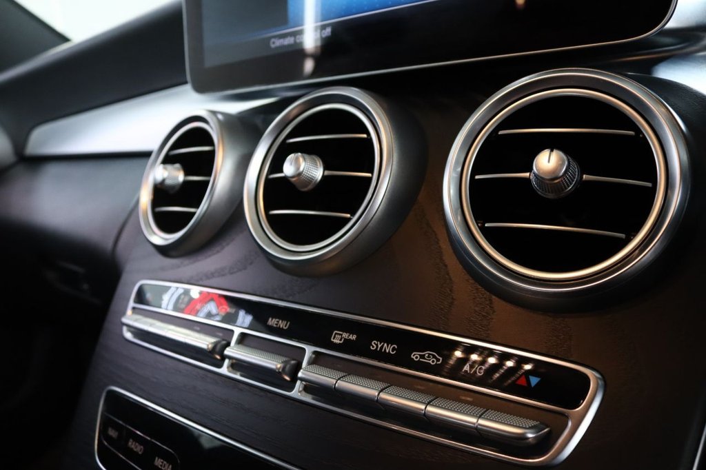 Used Mercedes-Benz C-Class 2019 for sale - 76019317: Photo 39