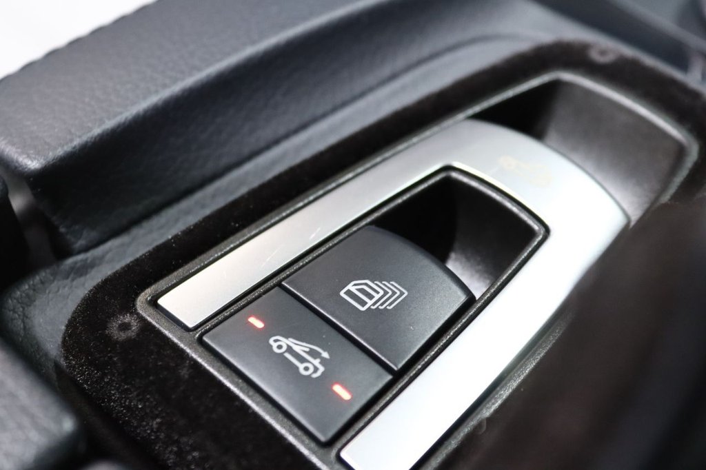 Used Mercedes-Benz E Class 2015 for sale - 77805938: Photo 33