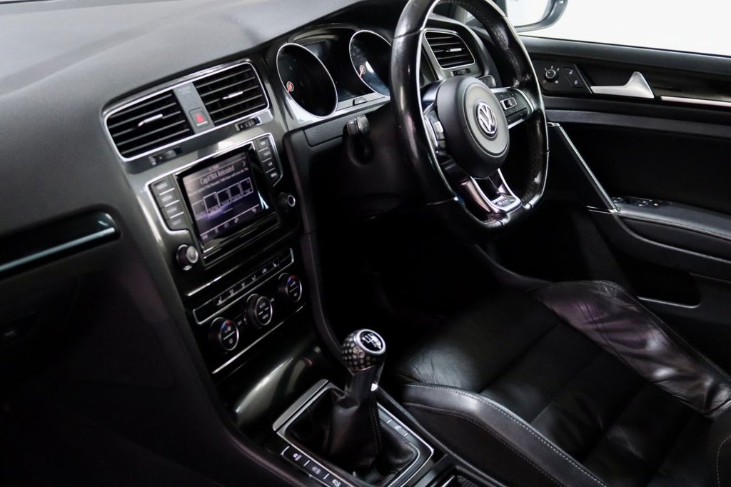 Used Volkswagen Golf 2014 for sale - 78140742: Photo 16