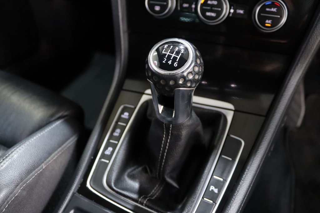 Used Volkswagen Golf 2014 for sale - 78140742: Photo 34