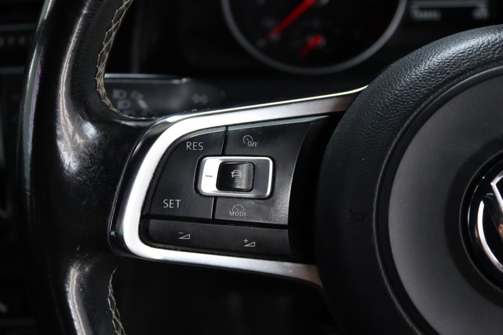 Used Volkswagen Golf 2014 for sale - 78140742: Photo 41