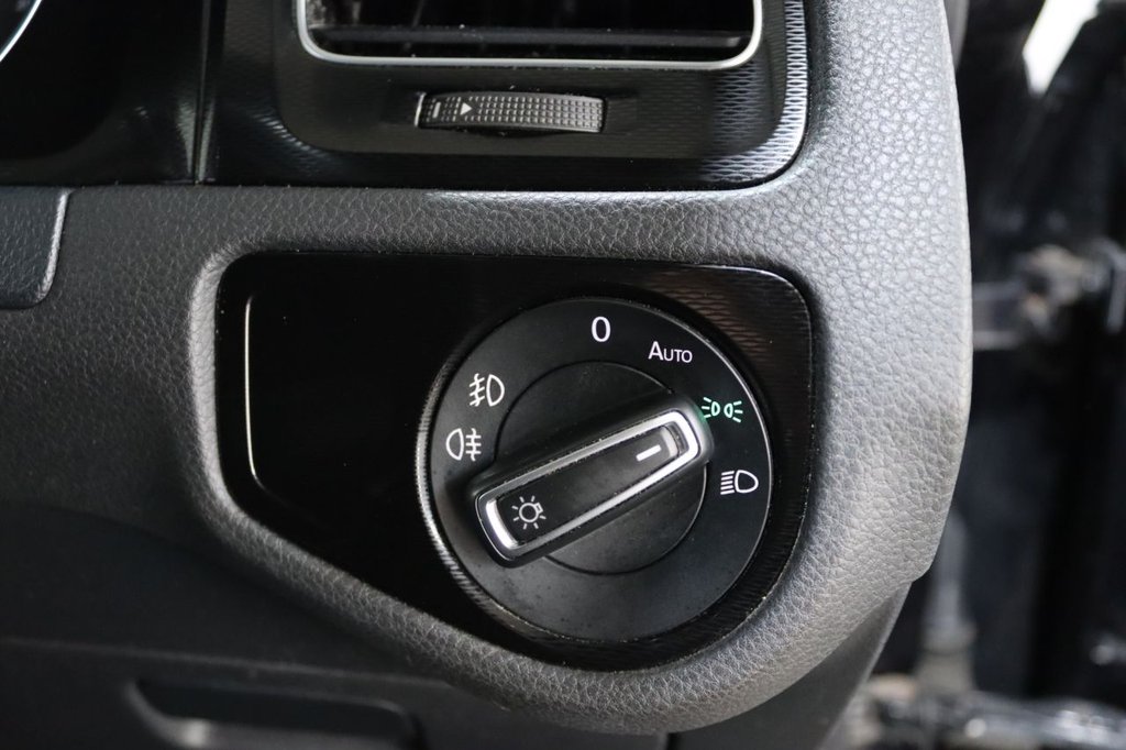 Used Volkswagen Golf 2014 for sale - 78140742: Photo 43