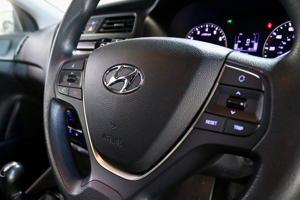 Used Hyundai i20 2018 for sale - 76068418: Photo 27
