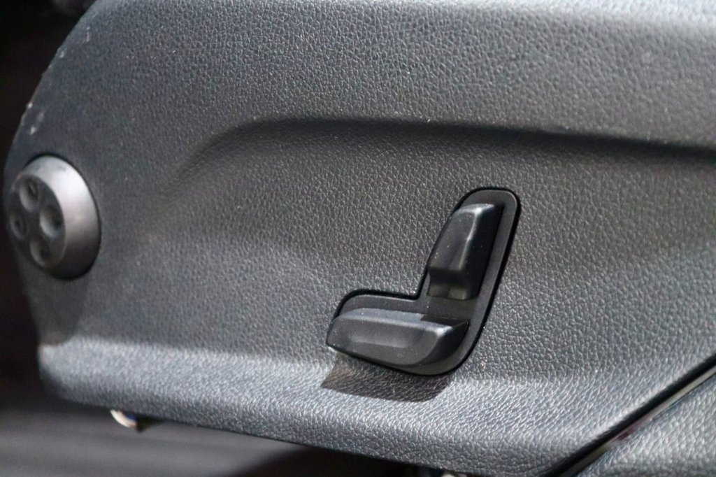 Used Mercedes-Benz GLC 2015 for sale - 77171683: Photo 37