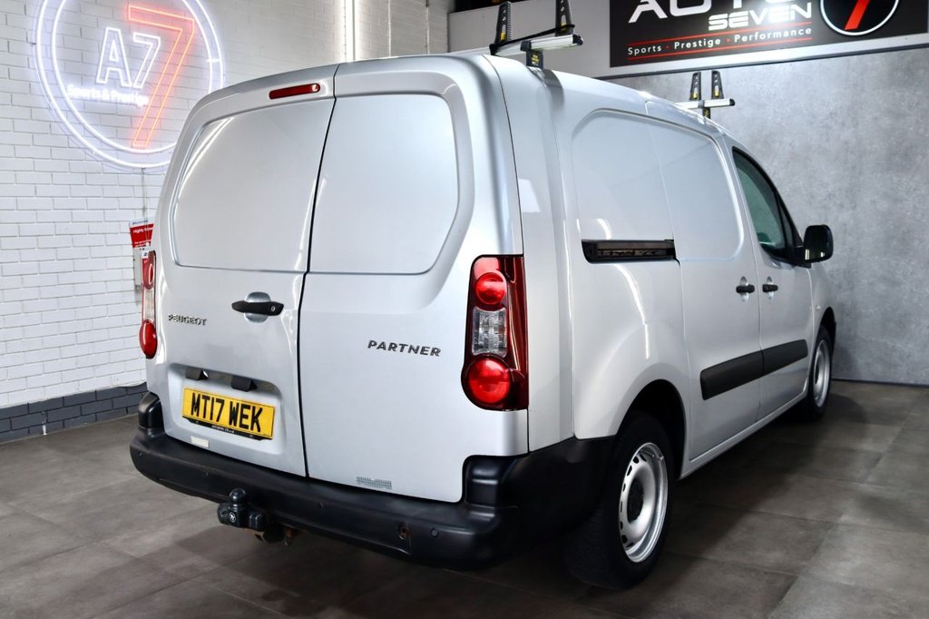 Used Peugeot Partner 2017 for sale - 76368229: Photo 11