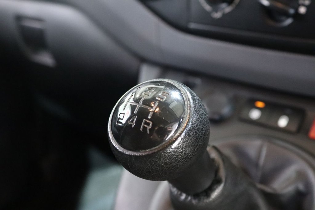 Used Peugeot Partner 2017 for sale - 76368229: Photo 18