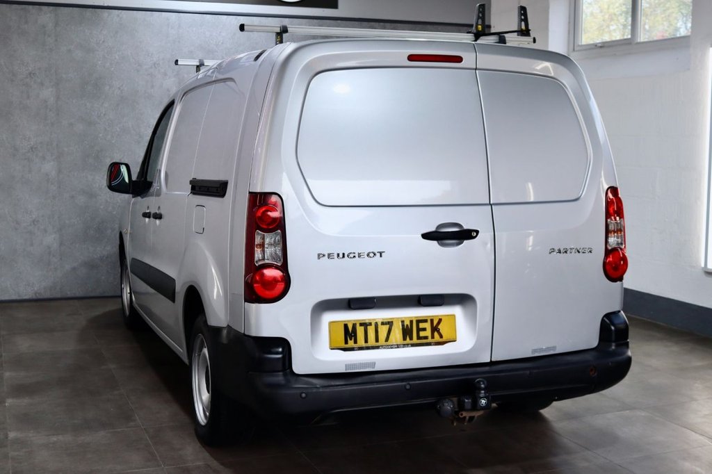 Used Peugeot Partner 2017 for sale - 76368229: Photo 7