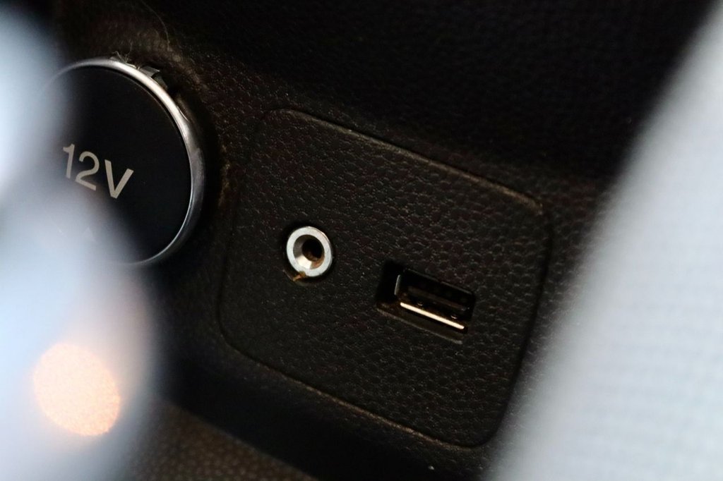 Used Ford Fiesta 2013 for sale - 76923363: Photo 24