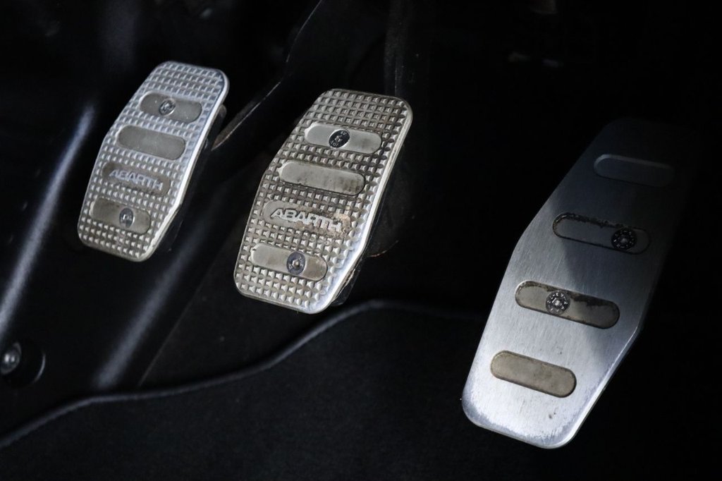 Used Abarth 595 2018 for sale - 77007170: Photo 33