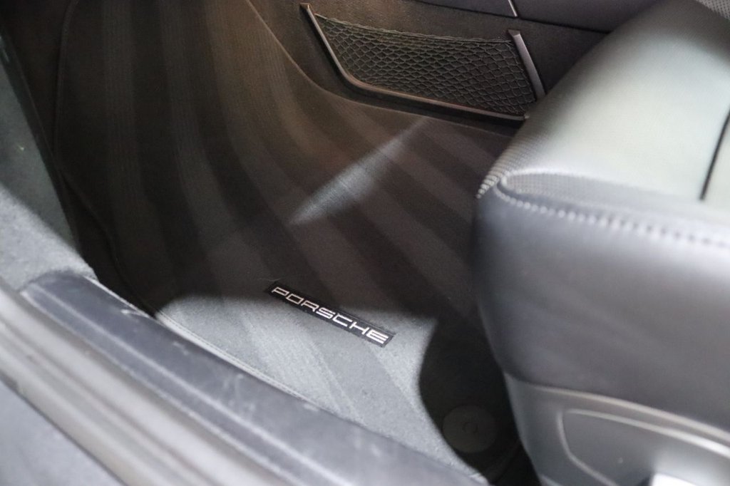 Used Porsche 911 2016 for sale - 77692732: Photo 46