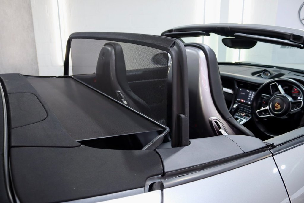 Used Porsche 911 2016 for sale - 77692732: Photo 49