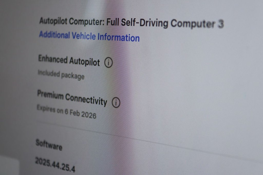 Used Tesla Model 3 2021 for sale - 77212228: Photo 32