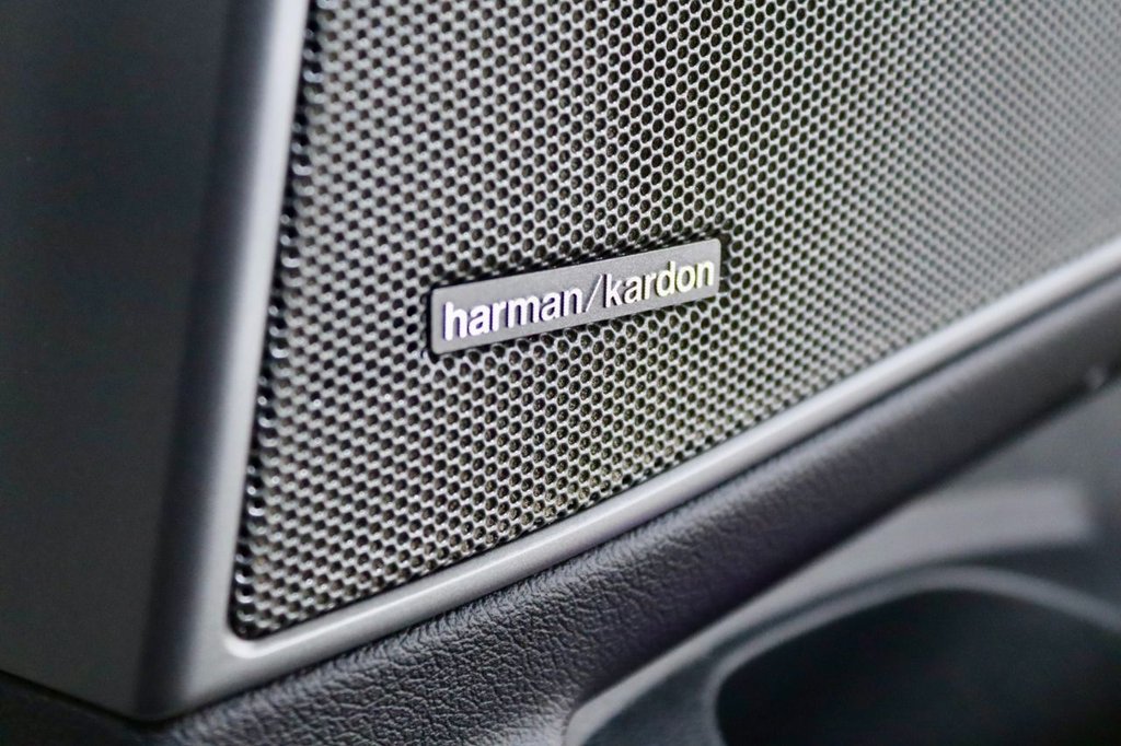 Used BMW 3 Series 2019 for sale - 77880232: Photo 29