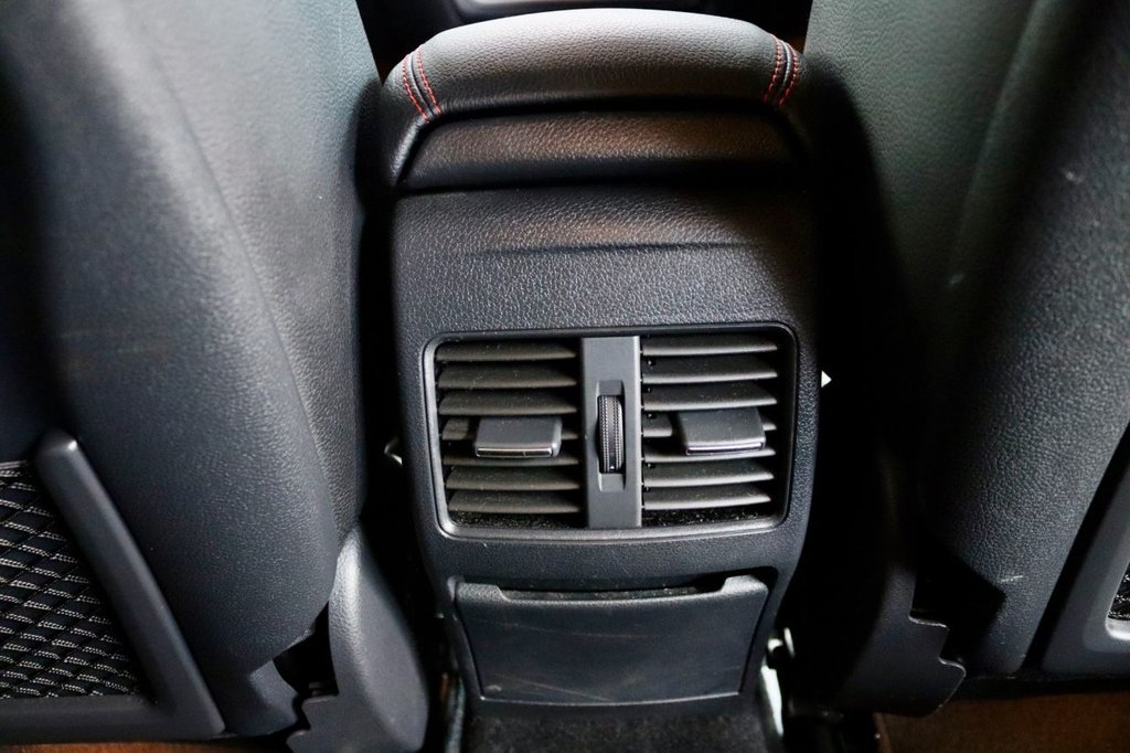 Used Mercedes-Benz GLA 2016 for sale - 77880118: Photo 33