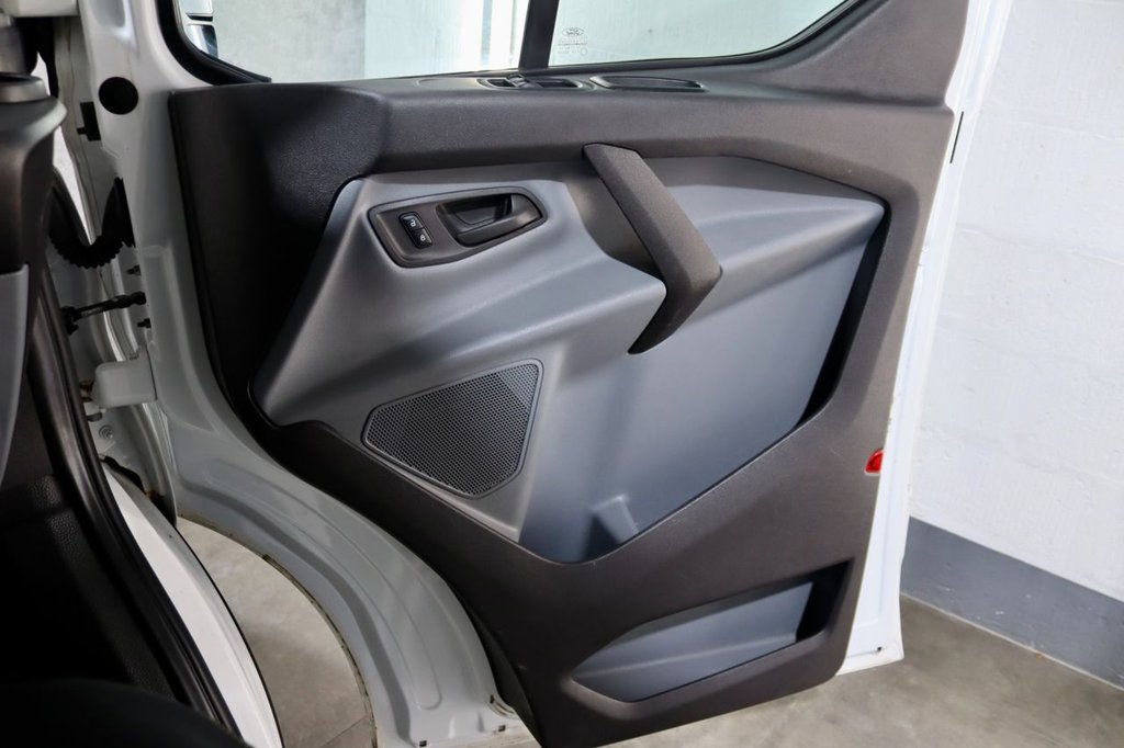 Used Ford Transit Custom 2017 for sale - 78029940: Photo 38