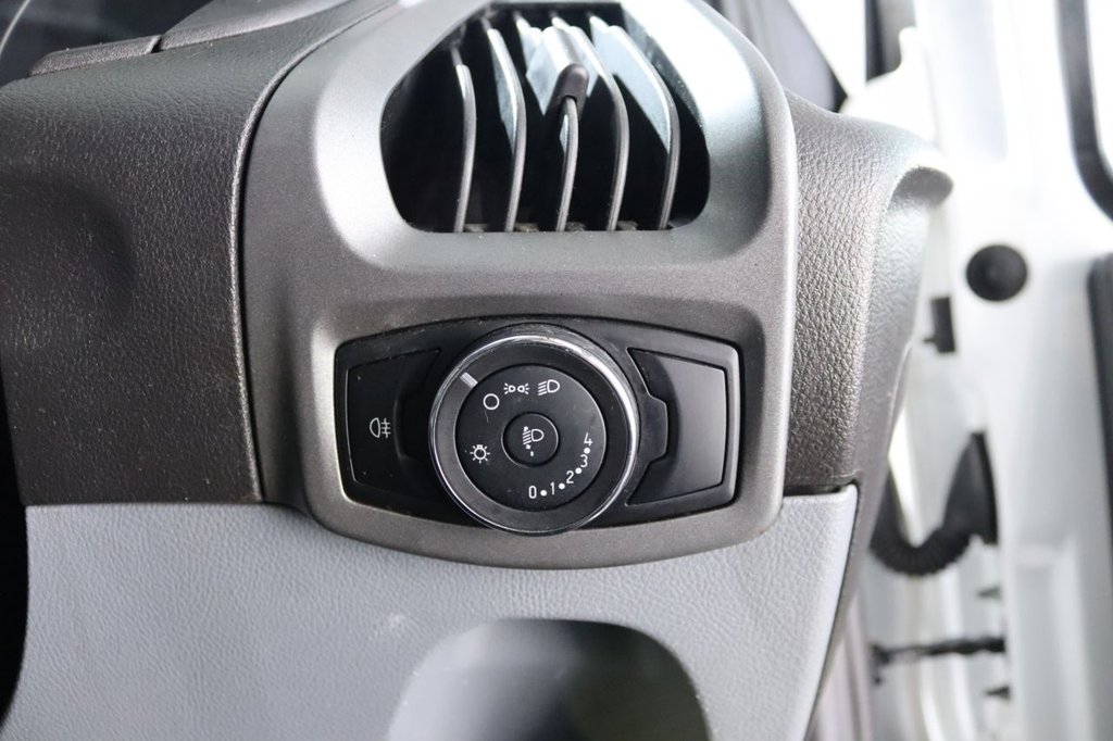 Used Ford Transit Custom 2017 for sale - 78029940: Photo 43