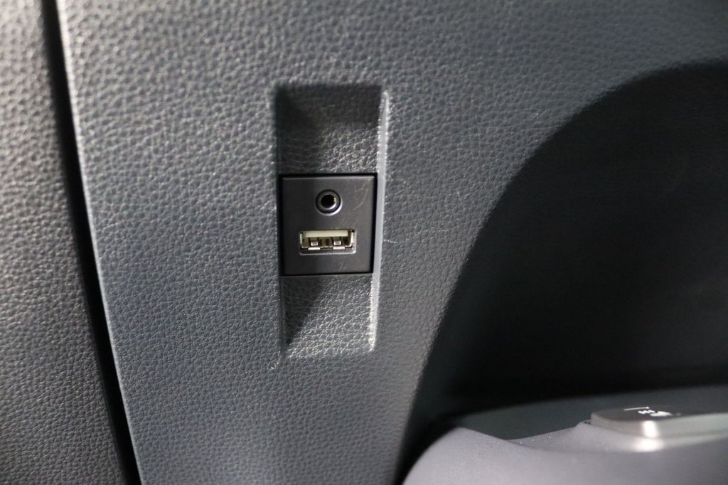 Used Toyota Corolla 2020 for sale - 76068282: Photo 38