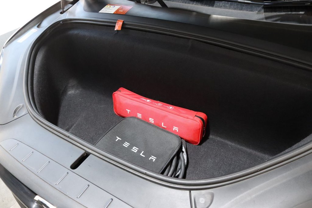 Used Tesla Model X 2018 for sale - 76438990: Photo 30