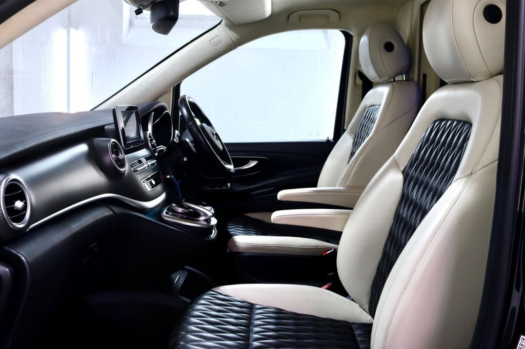 Used Mercedes-Benz V-Class 2018 for sale - 76496802: Photo 17