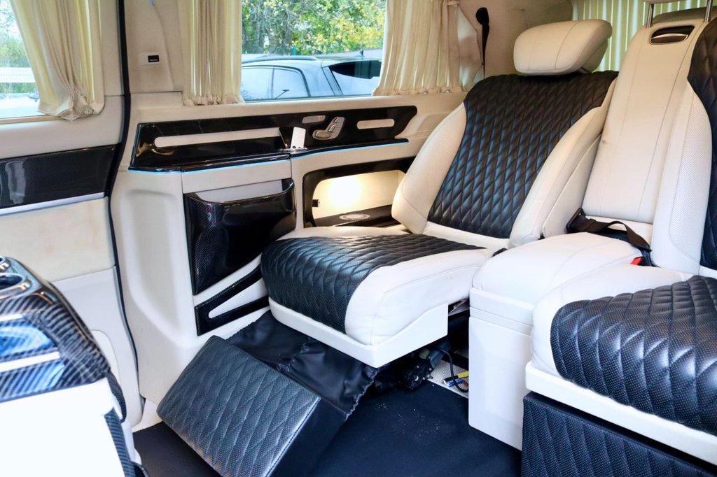 Used Mercedes-Benz V-Class 2018 for sale - 76496802: Photo 43