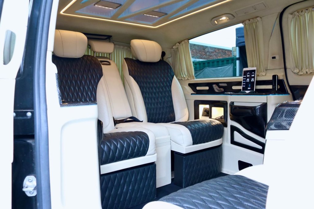 Used Mercedes-Benz V-Class 2018 for sale - 76496802: Photo 44