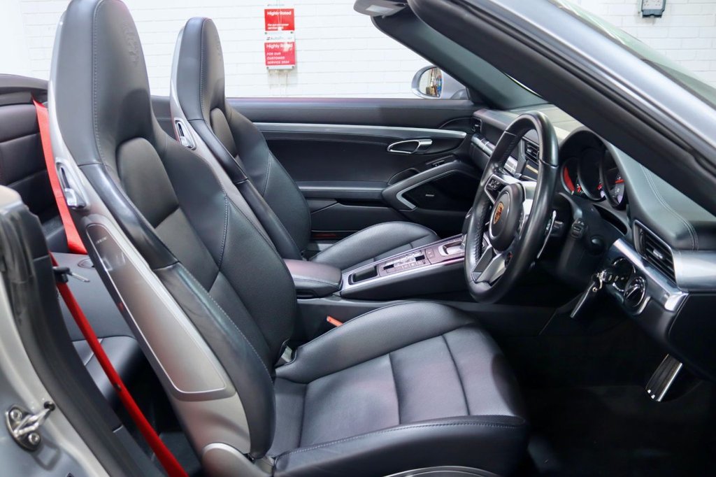 Used Porsche 911 2016 for sale - 77795060: Photo 25