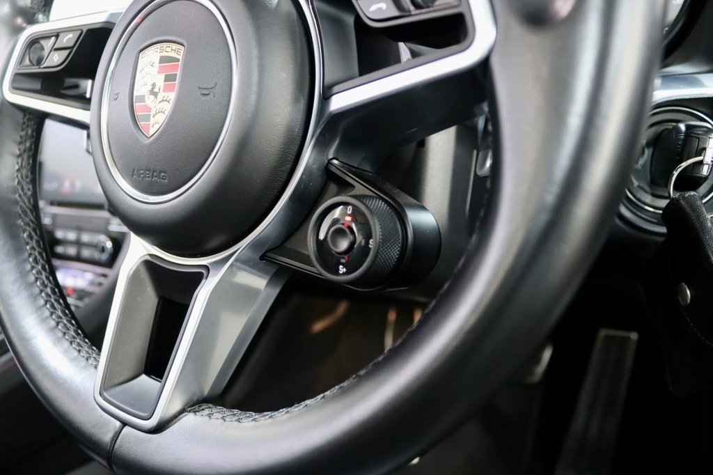 Used Porsche 911 2016 for sale - 77795060: Photo 37