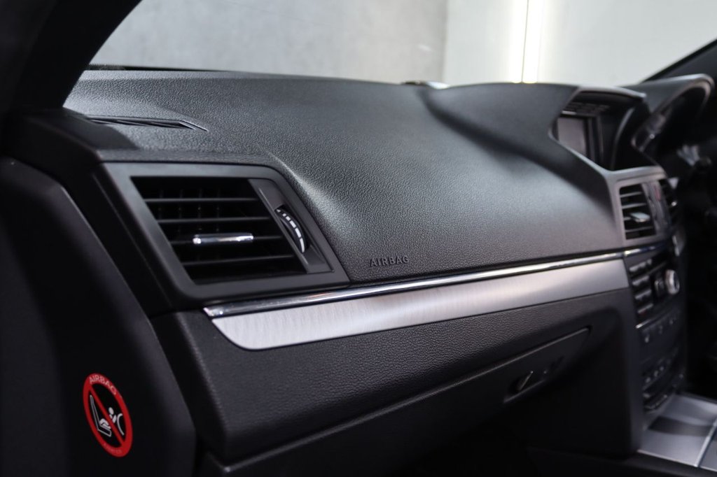 Used Mercedes-Benz E Class 2010 for sale - 77791986: Photo 21