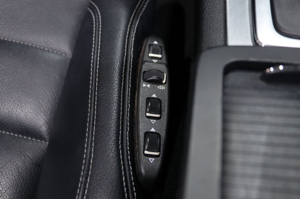 Used Mercedes-Benz E Class 2010 for sale - 77791986: Photo 26