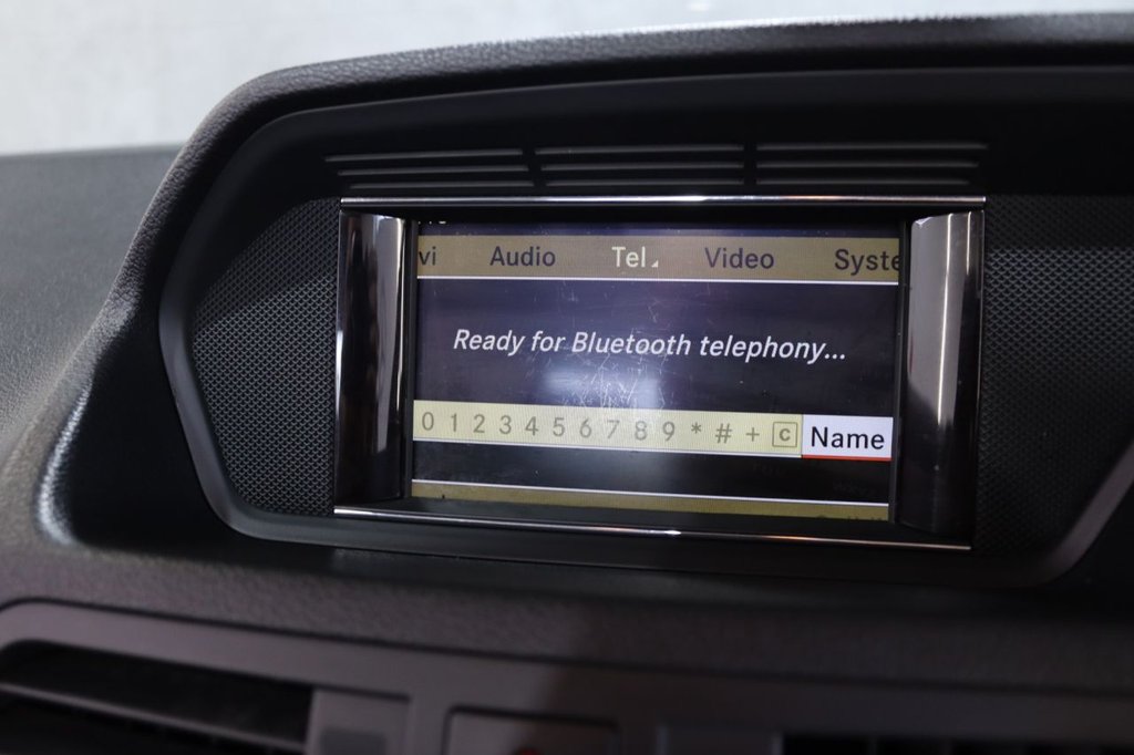 Used Mercedes-Benz E Class 2010 for sale - 77791986: Photo 35