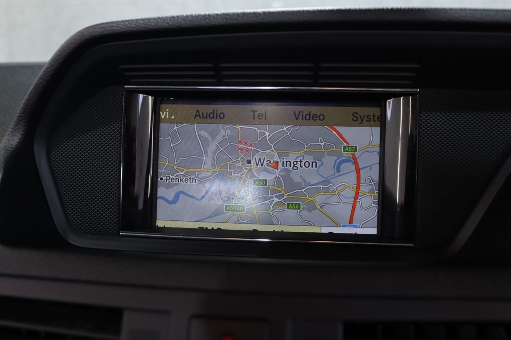 Used Mercedes-Benz E Class 2010 for sale - 77791986: Photo 37