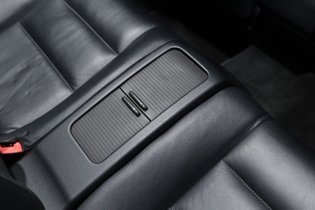 Used Mercedes-Benz E Class 2010 for sale - 77791986: Photo 43