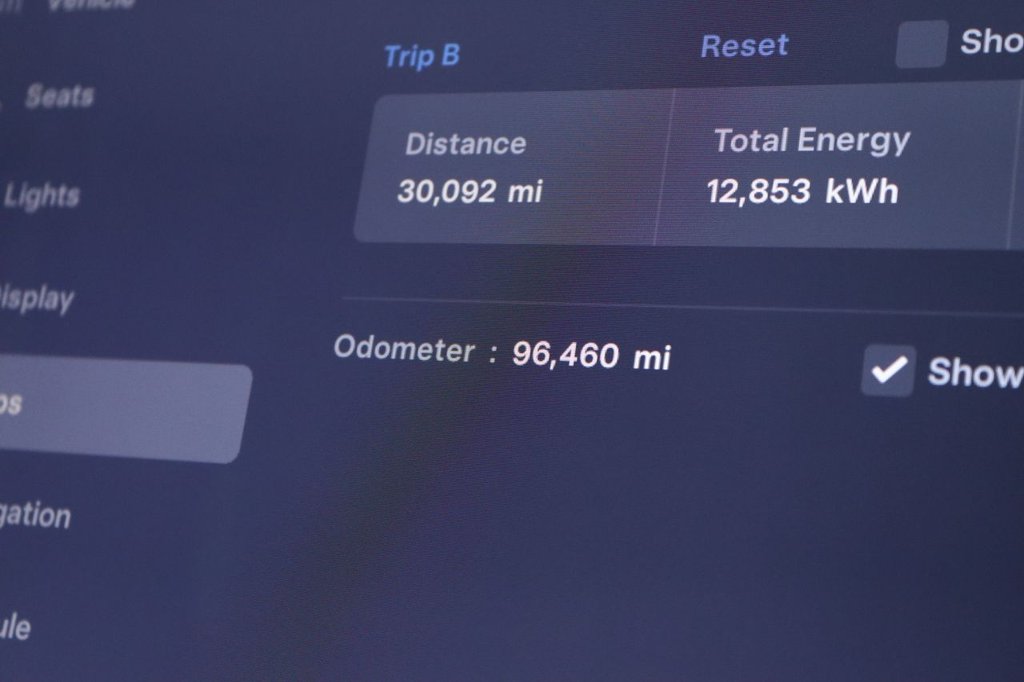 Used Tesla Model X 2018 for sale - 76591104: Photo 26